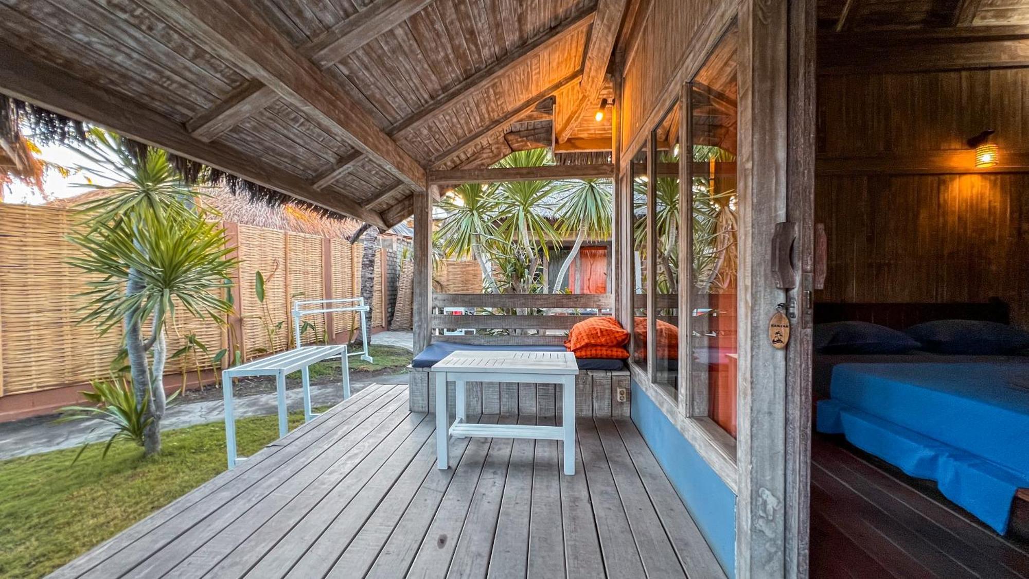 Coconut Dream Hotel Gili Trawangan Exterior photo