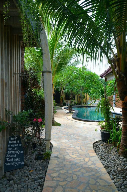 Coconut Dream Hotel Gili Trawangan Exterior photo