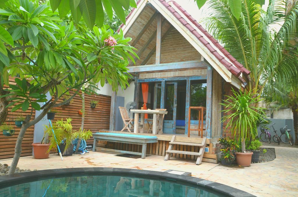 Coconut Dream Hotel Gili Trawangan Exterior photo